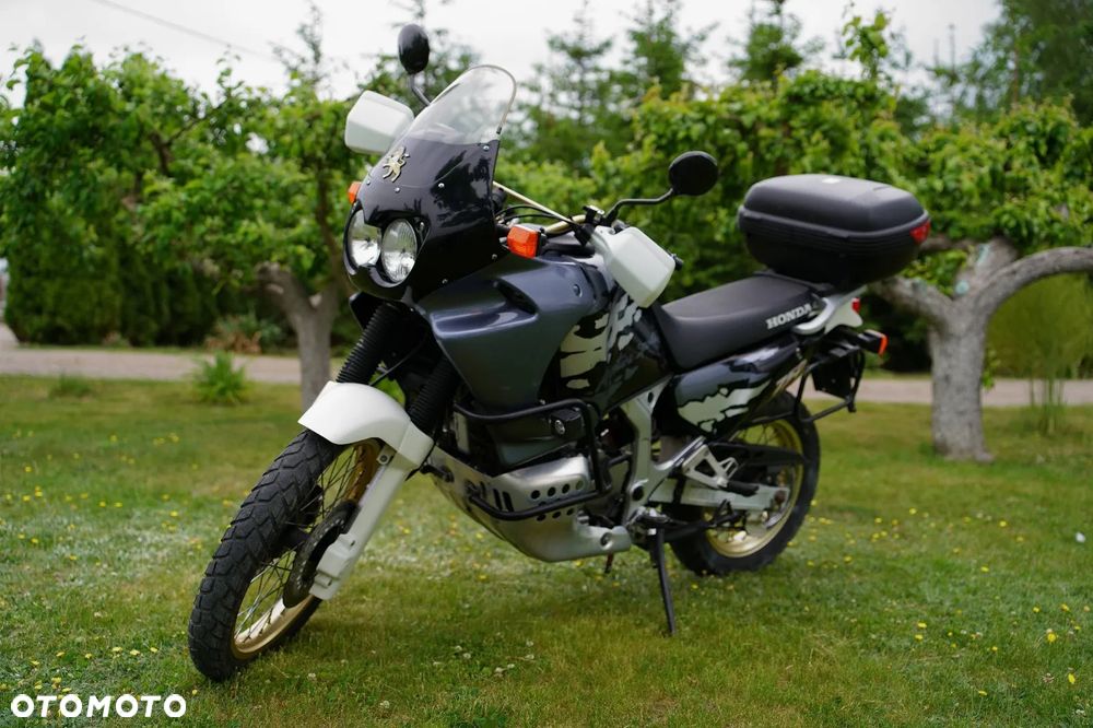 Honda XRV - 1