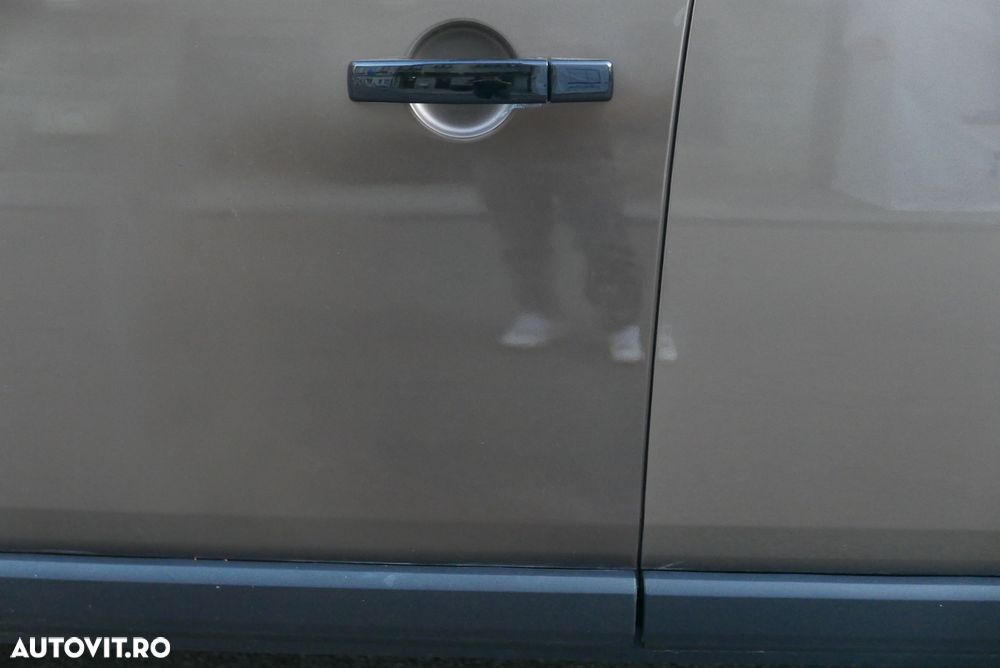 Land Rover Discovery 3.0 TDV6 S Aut - 39