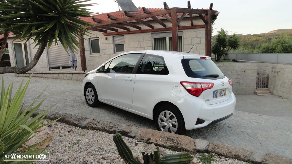 Toyota YARIS BIZZ - 6
