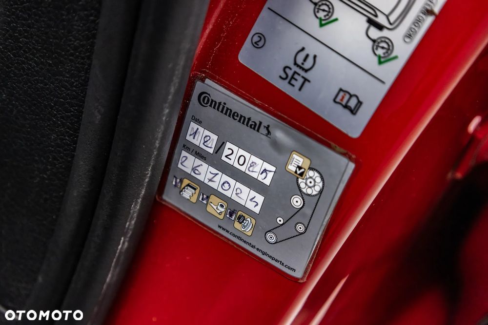 Volkswagen Golf - 28
