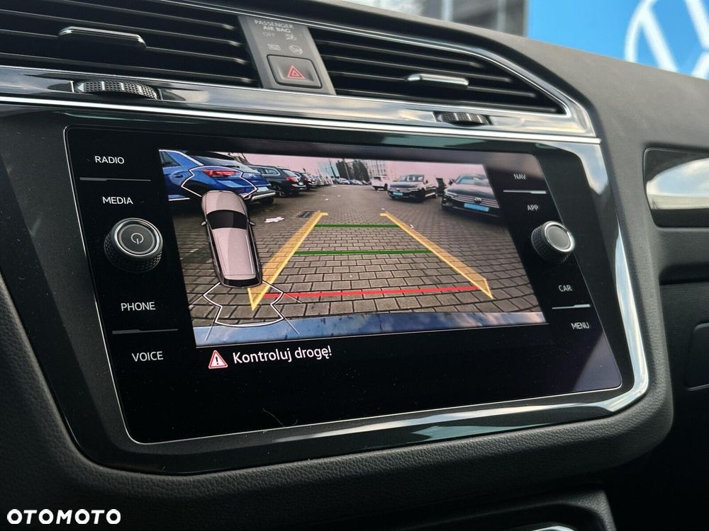 Volkswagen Tiguan 2.0 TSI 4Mot Elegance DSG - 24