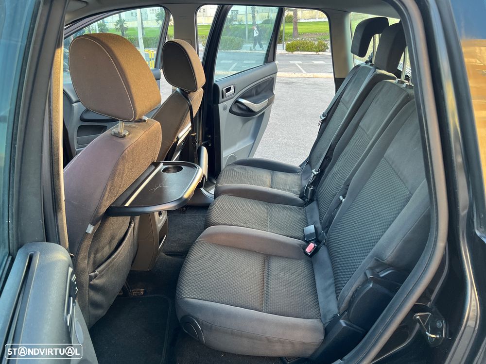 Ford C-Max 1.6 TDCi Titanium - 11