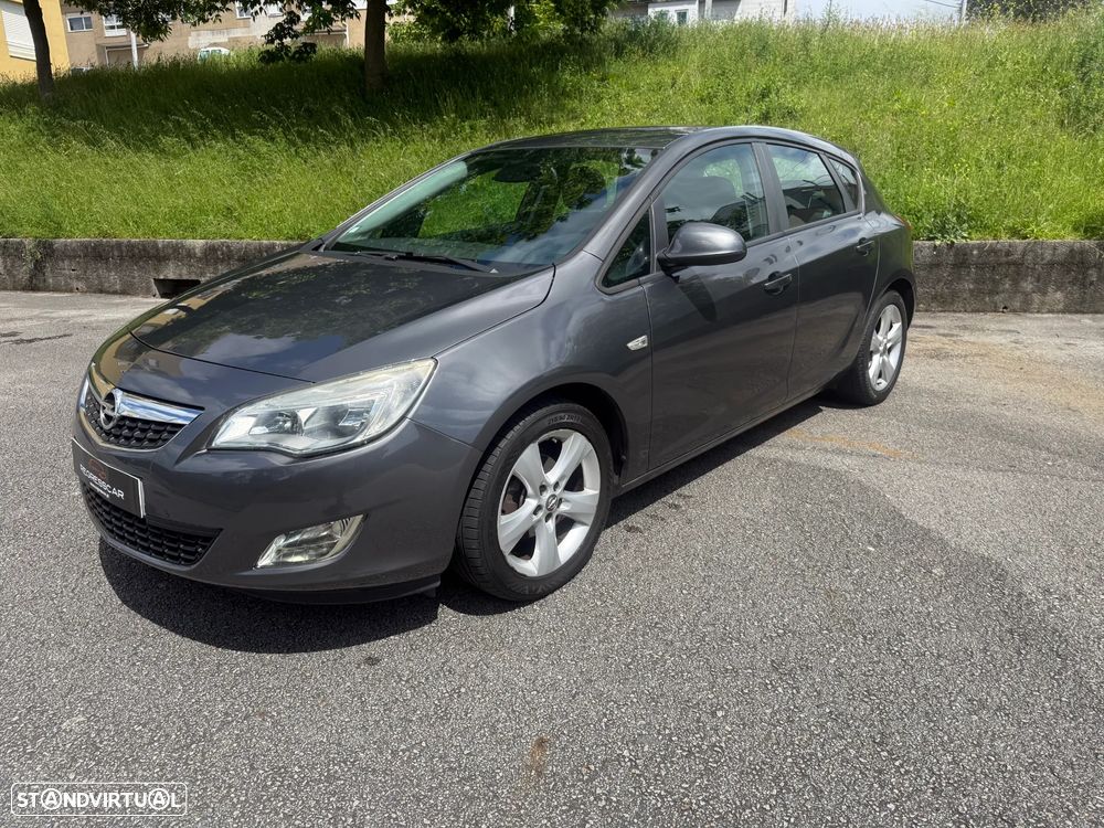 Opel Astra 1.4 Enjoy - 1