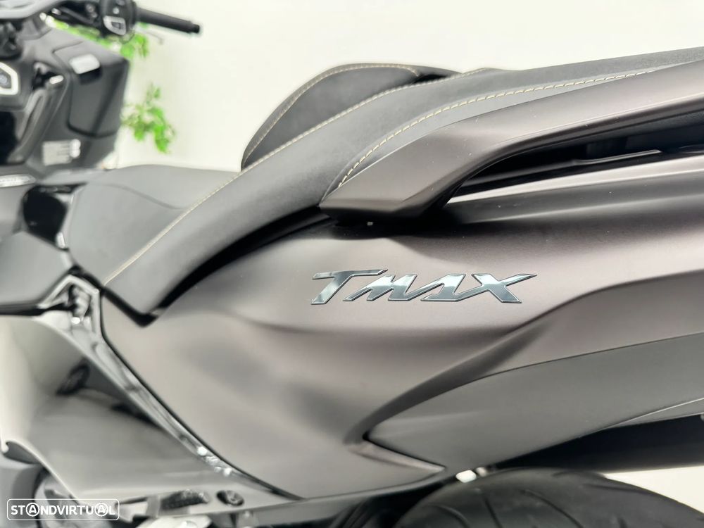 Yamaha TMAX 560 - 13