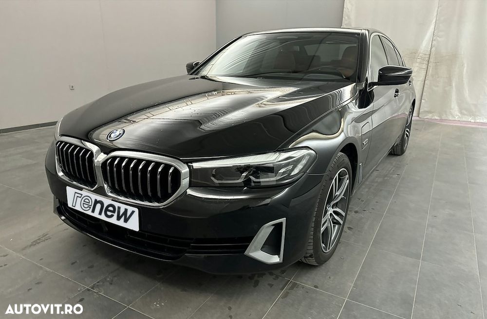 BMW Seria 5 530e Aut. Luxury Line - 1