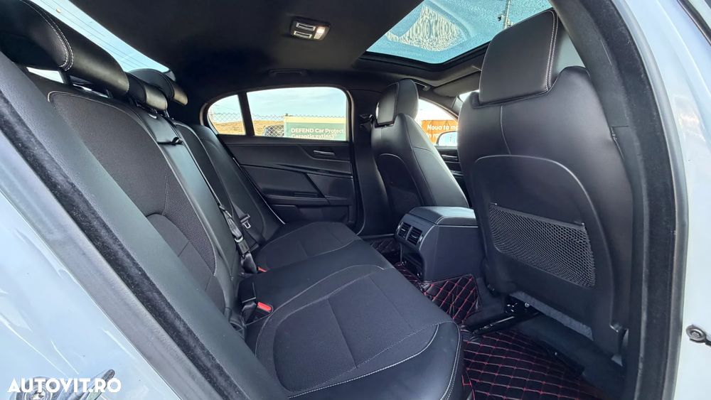 Jaguar XE 20d Aut. R-Sport Ingenium Edition - 16