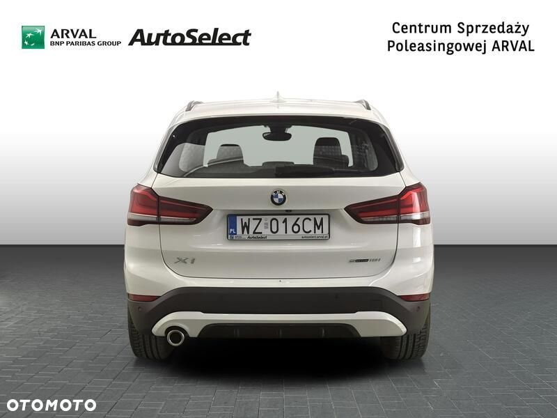 BMW X1 sDrive18i - 5