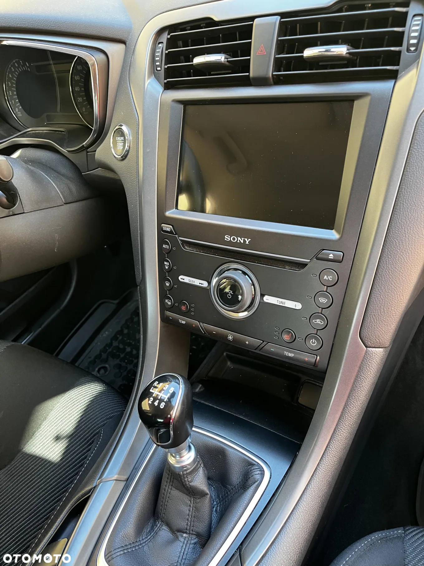 Ford Mondeo 1.5 EcoBoost Titanium - 14