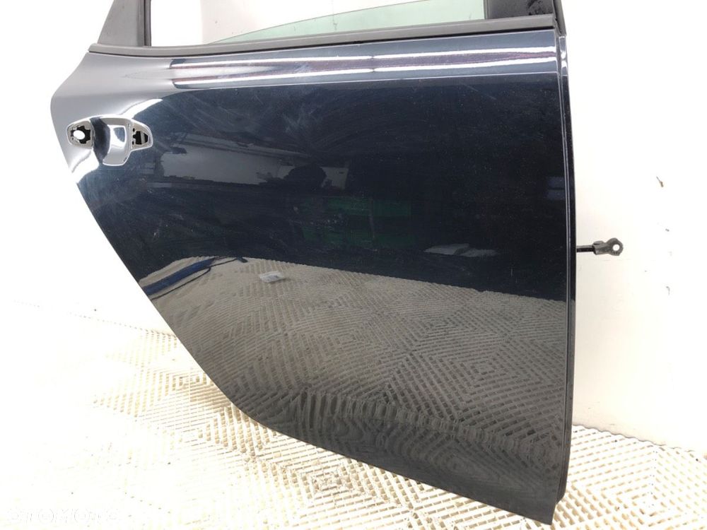 DRZWI PRAWY TYŁ B4U  KIA OPTIMA (JF) 2015 - 2022 1.7 CRDi 104 kW [141 KM] olej napędowy 2015 - - 6