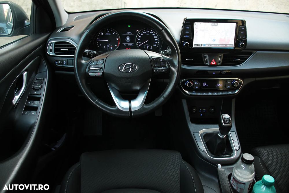 Hyundai i30 1.6 CRDI Prime - 12