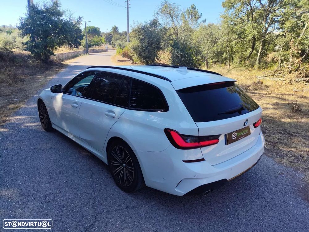 BMW 318 d Pack Desportivo M Auto - 13
