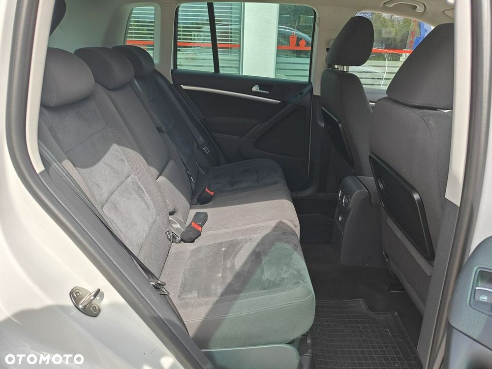 Volkswagen Tiguan - 14