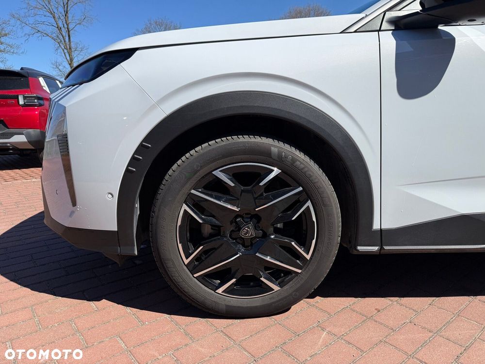 Peugeot 3008 1.2 PureTech mHEV Allure Pack S&S e-DCS6 - 8