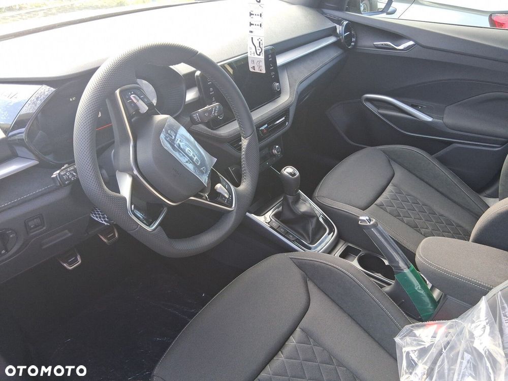 Skoda Fabia 1.0 TSI Monte Carlo - 5