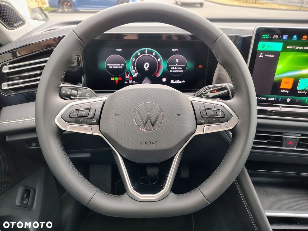 Volkswagen Tiguan - 15