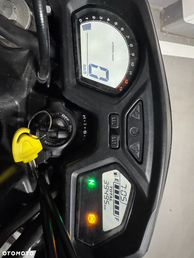 Honda CB - 2
