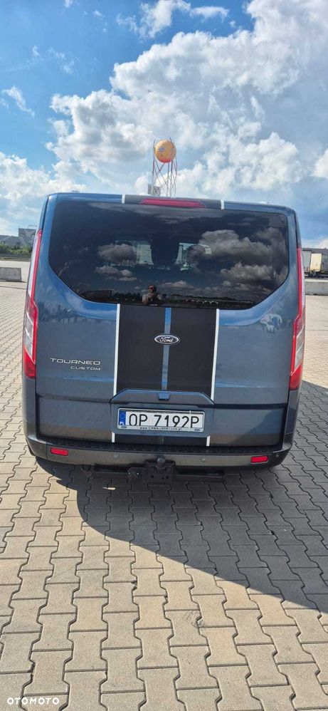 Ford E-Tourneo Custom - 5