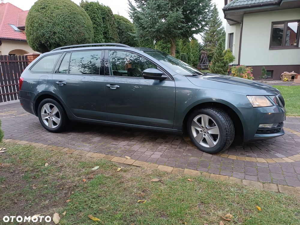 Skoda Octavia 1.6 TDI Ambition - 4