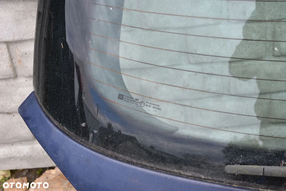 KLAPA BAGAŻNIKA OPEL ASTRA H HB - 2