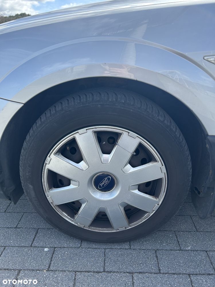 Ford Mondeo 1.8 Silver X - 18