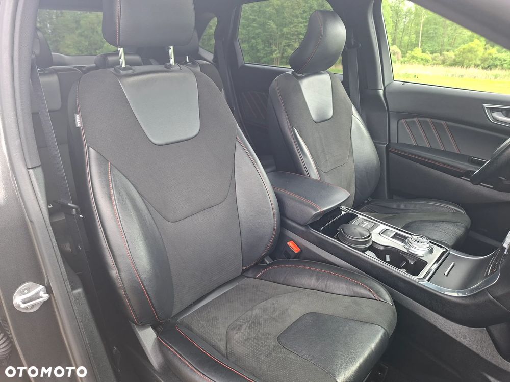 Ford Edge 2.0 EcoBlue Bi-Turbo 4x4 ST-LINE - 16