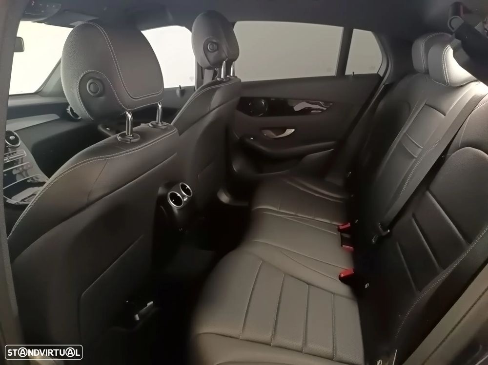 Mercedes-Benz GLC 300 de 4Matic 9G-TRONIC - 33