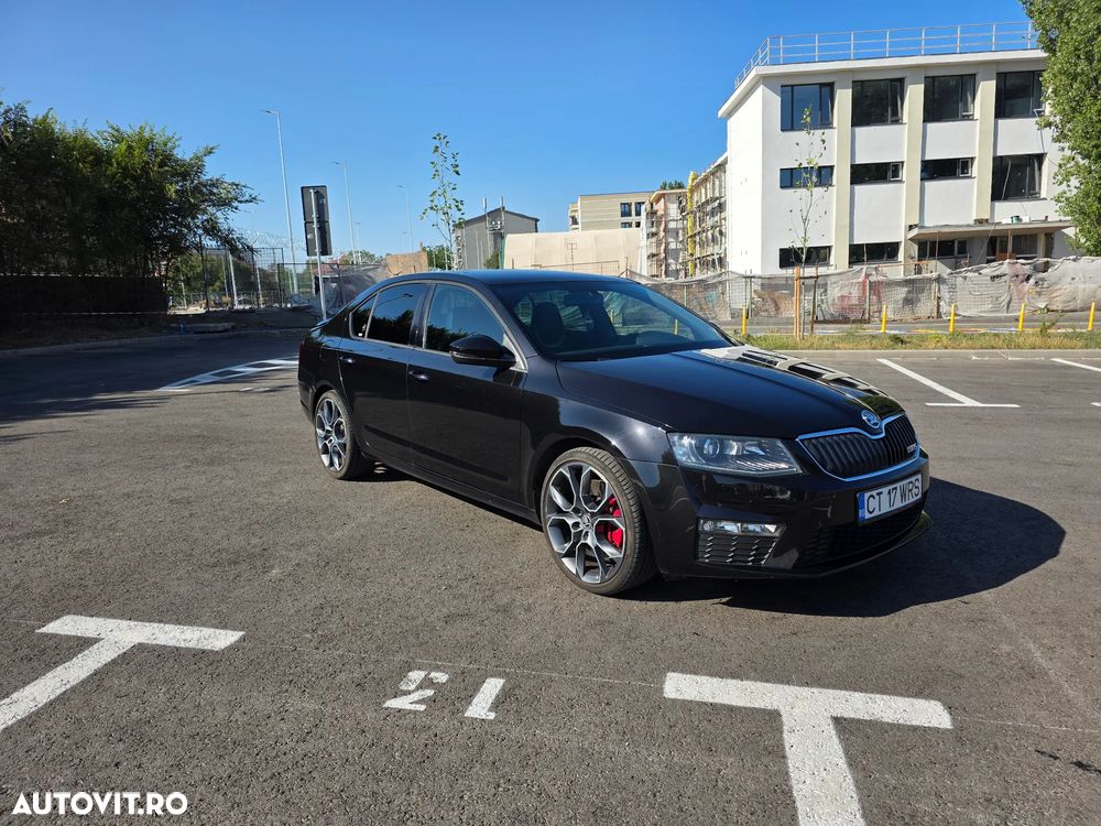 Skoda Octavia 2.0 TSI RS - 13