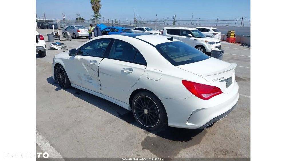 Mercedes-Benz CLA 250 4Matic 7G-DCT AMG Line - 5