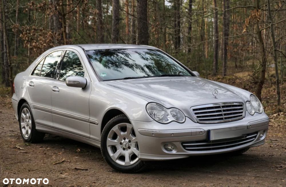 Mercedes-Benz C-Class 2004 photo 5