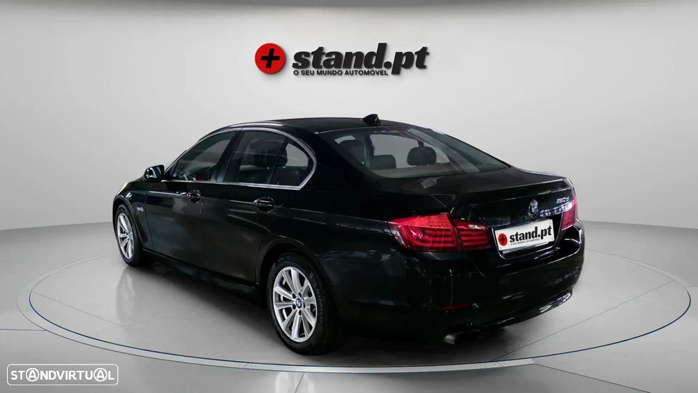 BMW 520 d Luxury Line - 8