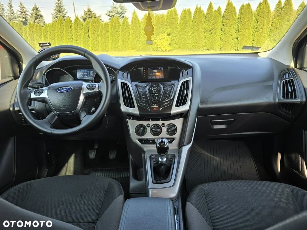 Ford Focus - 24