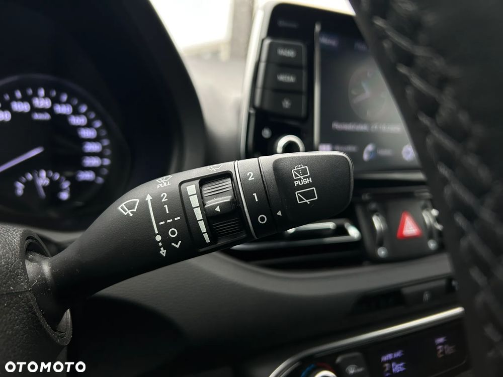 Hyundai i30 1.0 T-GDI Smart DCT - 24