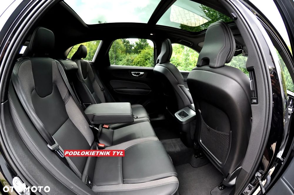 Volvo XC 60 B5 B AWD Ultra Black Edition - 35