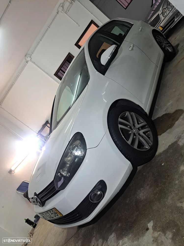 VW Golf 2.0 TDi Confortline - 5