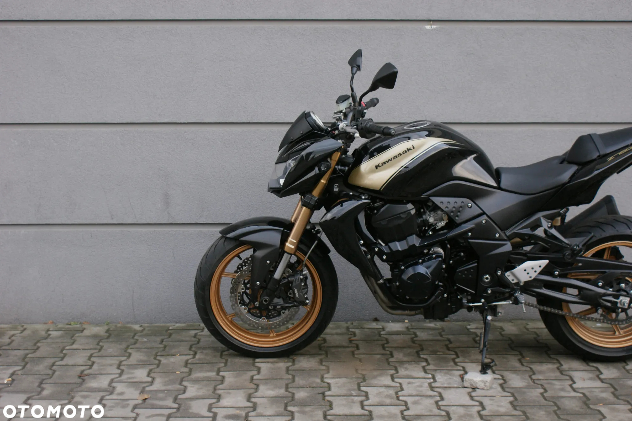 Kawasaki Z - 7