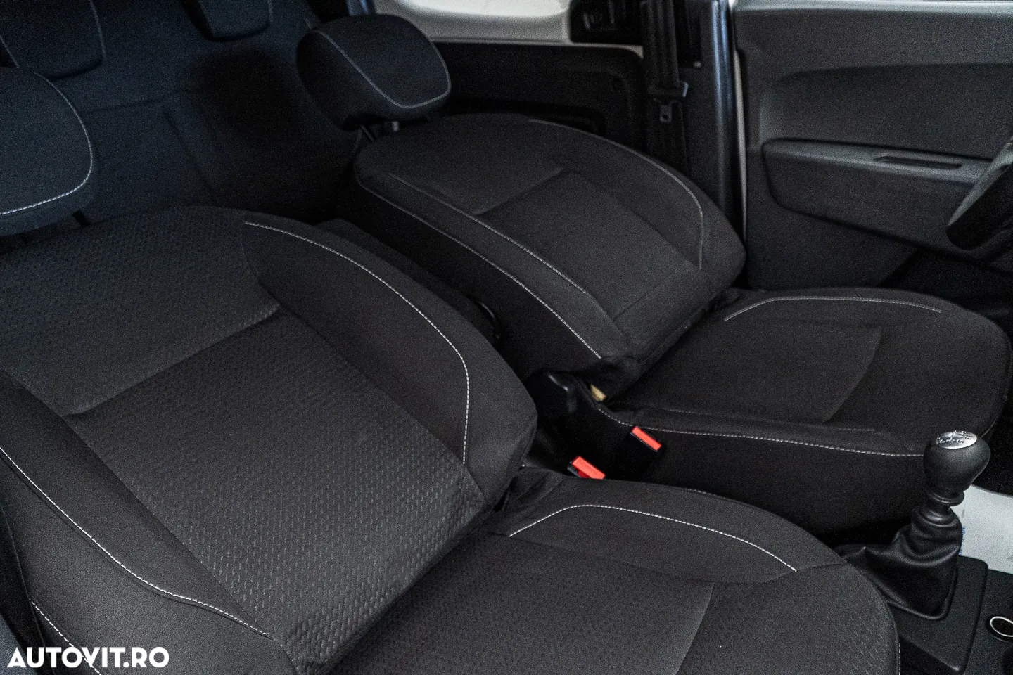 Dacia Dokker 1.5 Blue dCi Laureate - 27