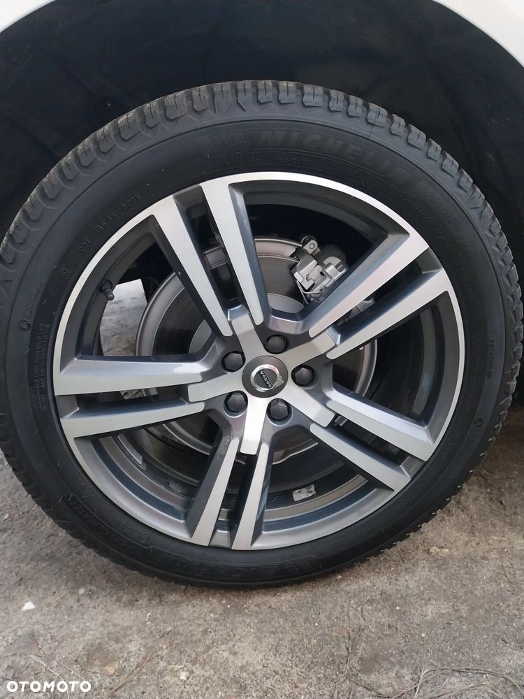 Volvo XC 60 T6 AWD Geartronic Momentum - 23