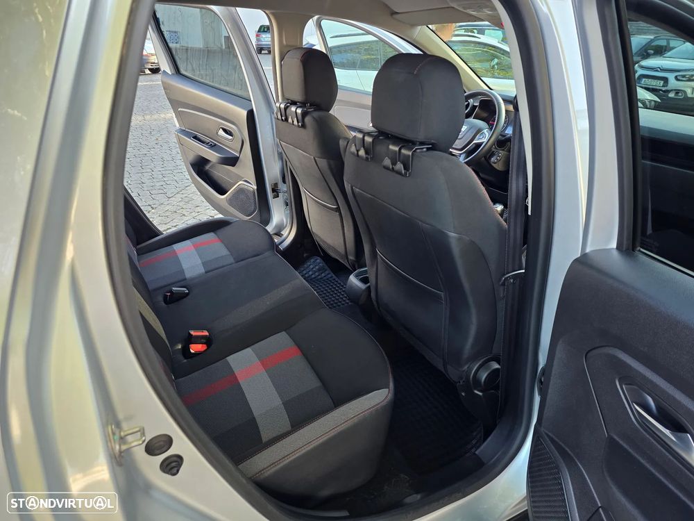 Dacia Duster 1.3 TCe SL Adventure - 12