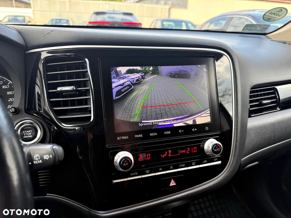 Mitsubishi Outlander 2.0 Intense + 4WD CVT - 16