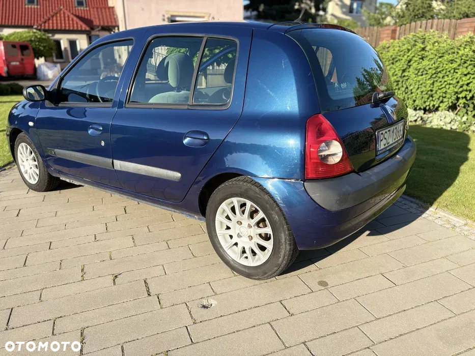 Renault Clio - 2