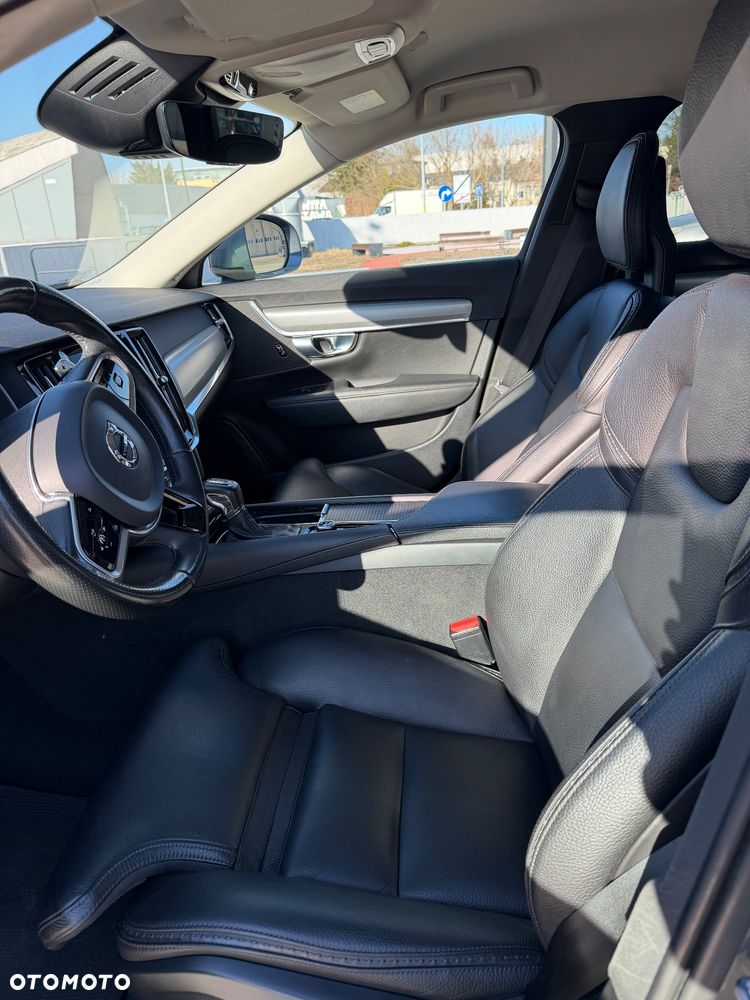 Volvo V90 Cross Country D5 AWD Geartronic Momentum Pro - 9
