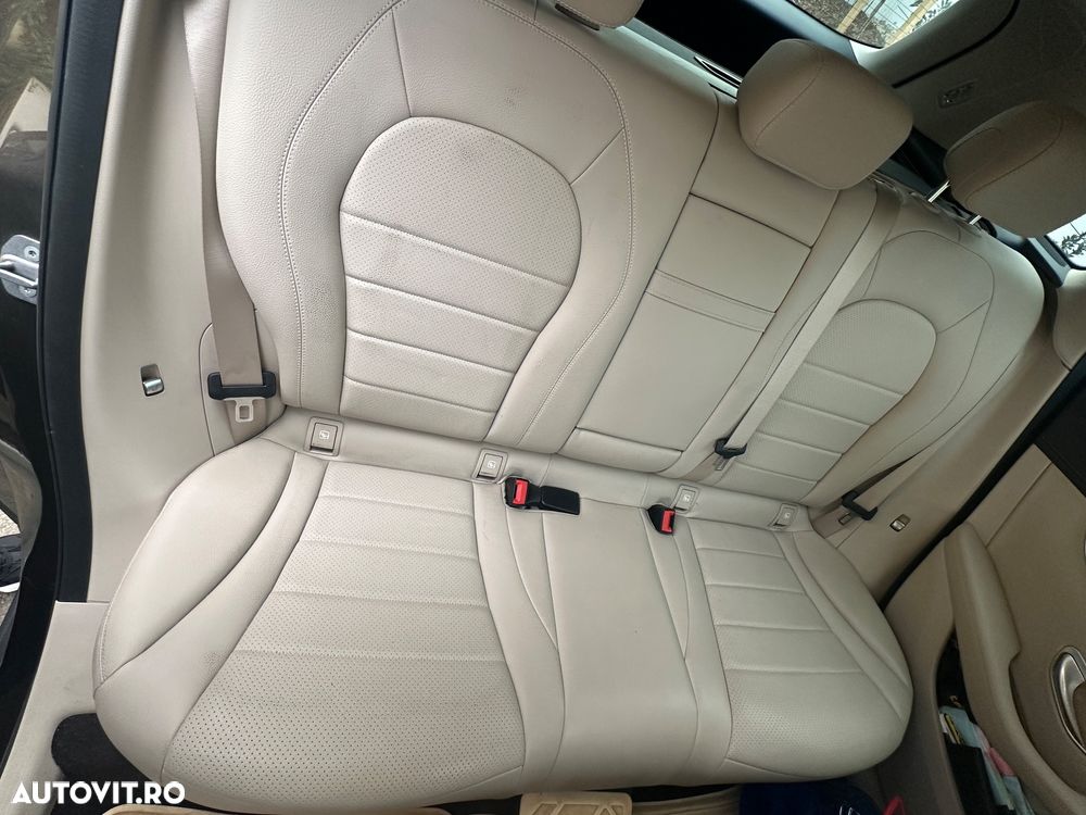 Mercedes-Benz GLC 220 d 4MATIC - 18