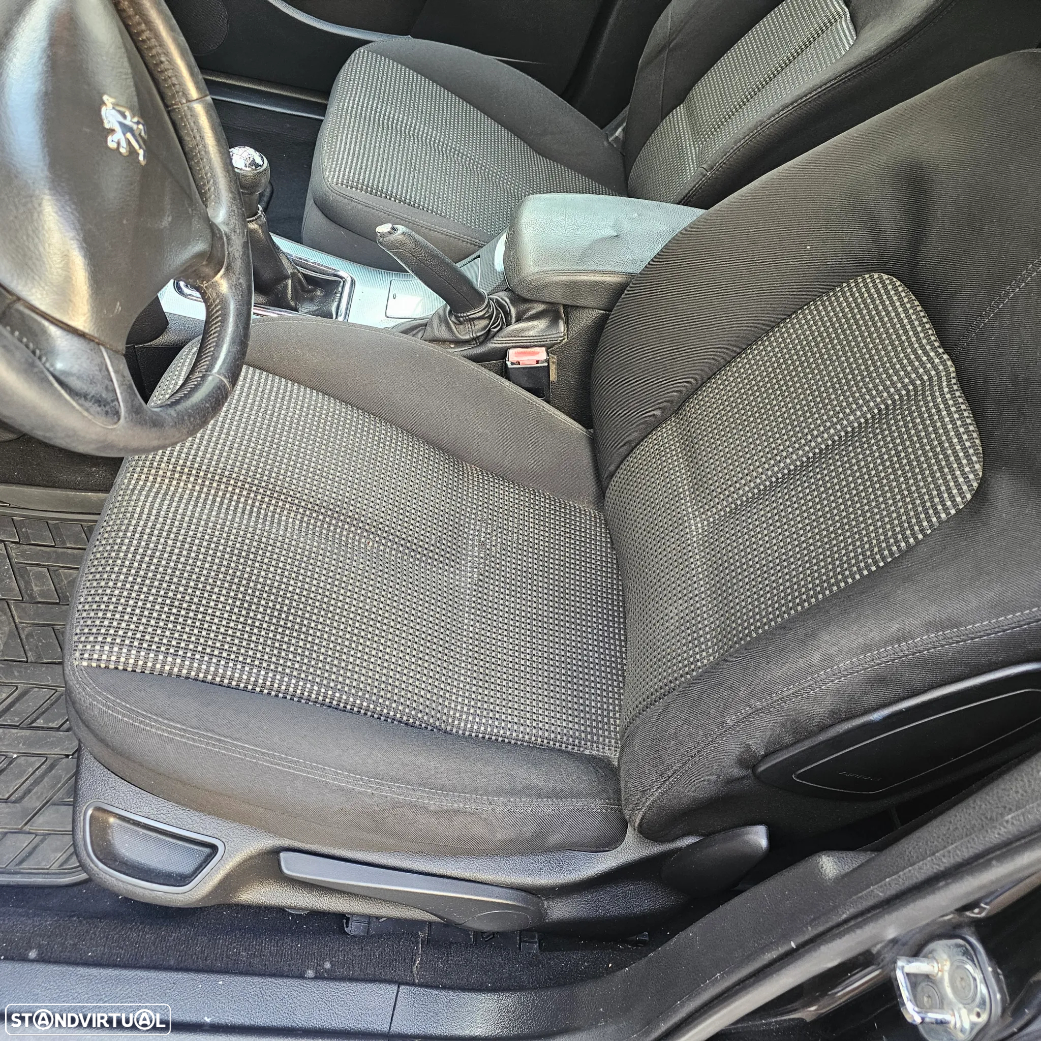 Peugeot 407 SW 1.6 HDi Executive - 9