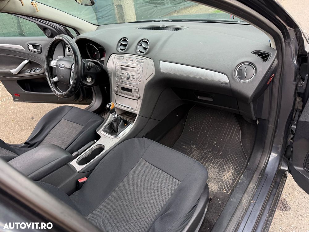 Ford Mondeo 1.8 TDCi Trend - 15