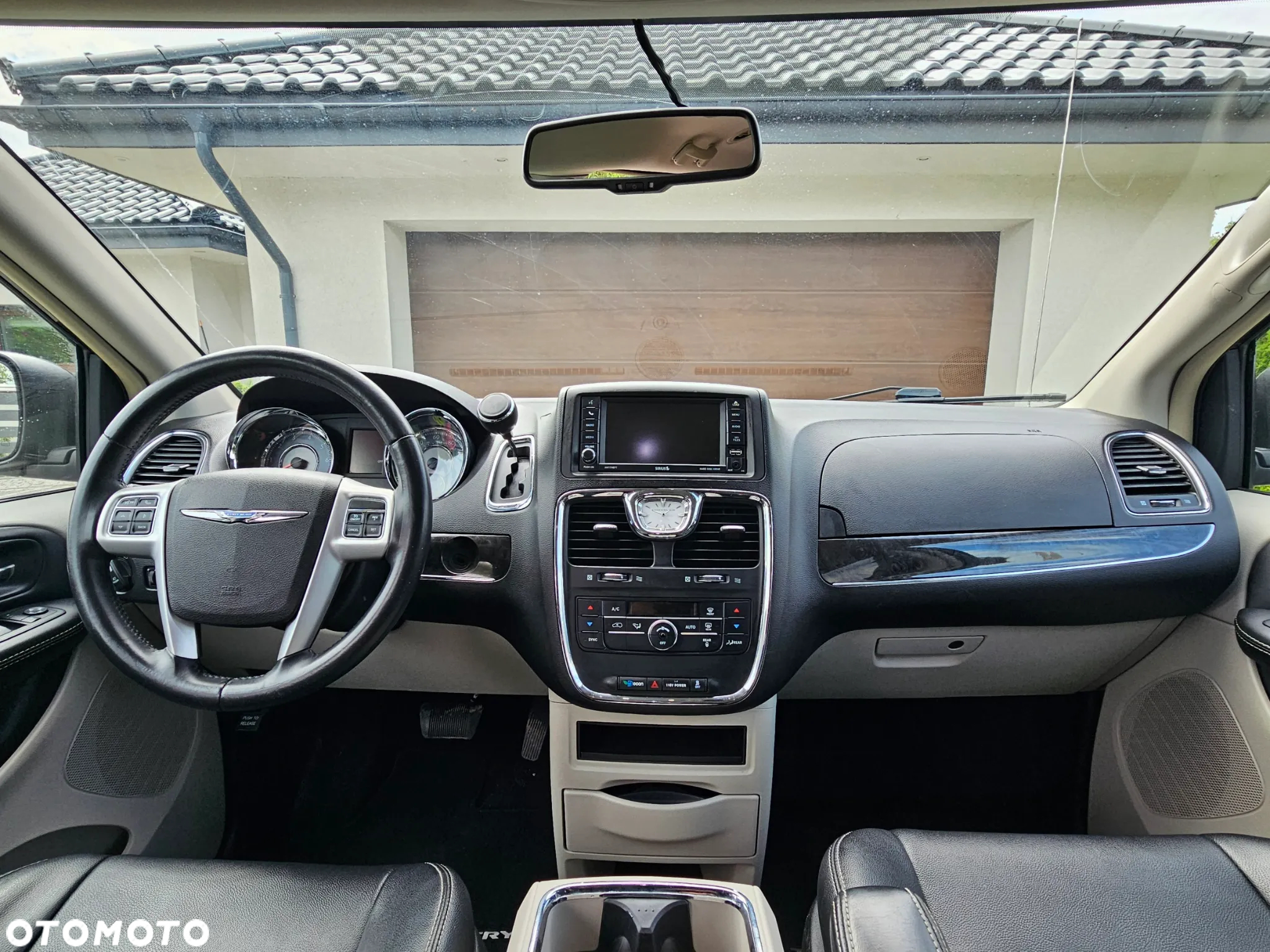 Chrysler Town & Country 3.6 Touring - 7