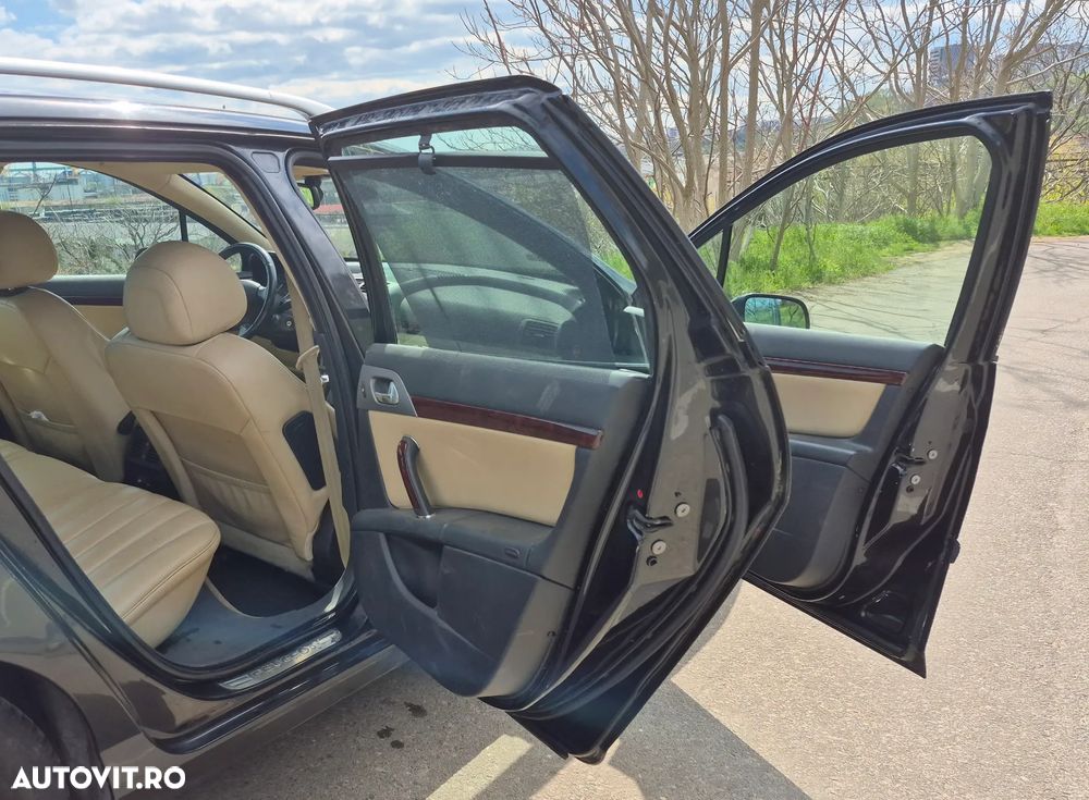 Peugeot 407 HDi 135 Automatik Business Line - 15