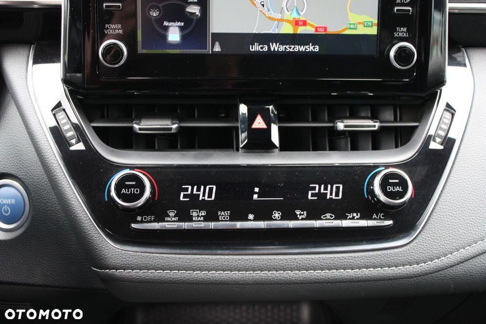 Toyota Corolla 2.0 Hybrid Comfort - 26