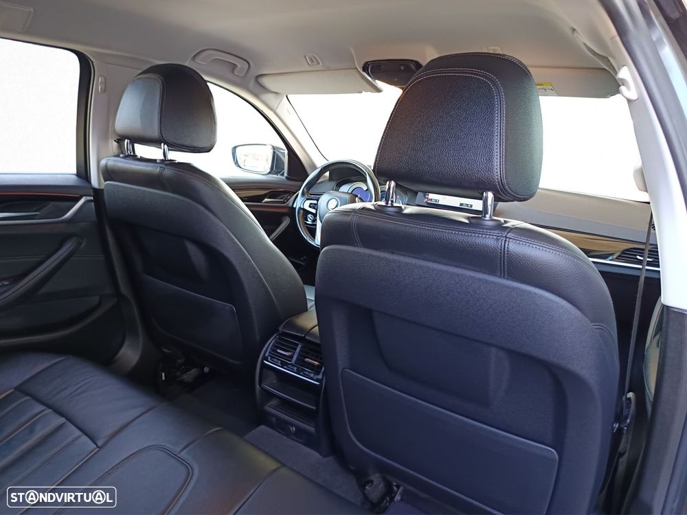 BMW 520 d Line Luxury Auto - 26