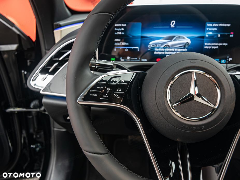 Mercedes-Benz Klasa E - 19