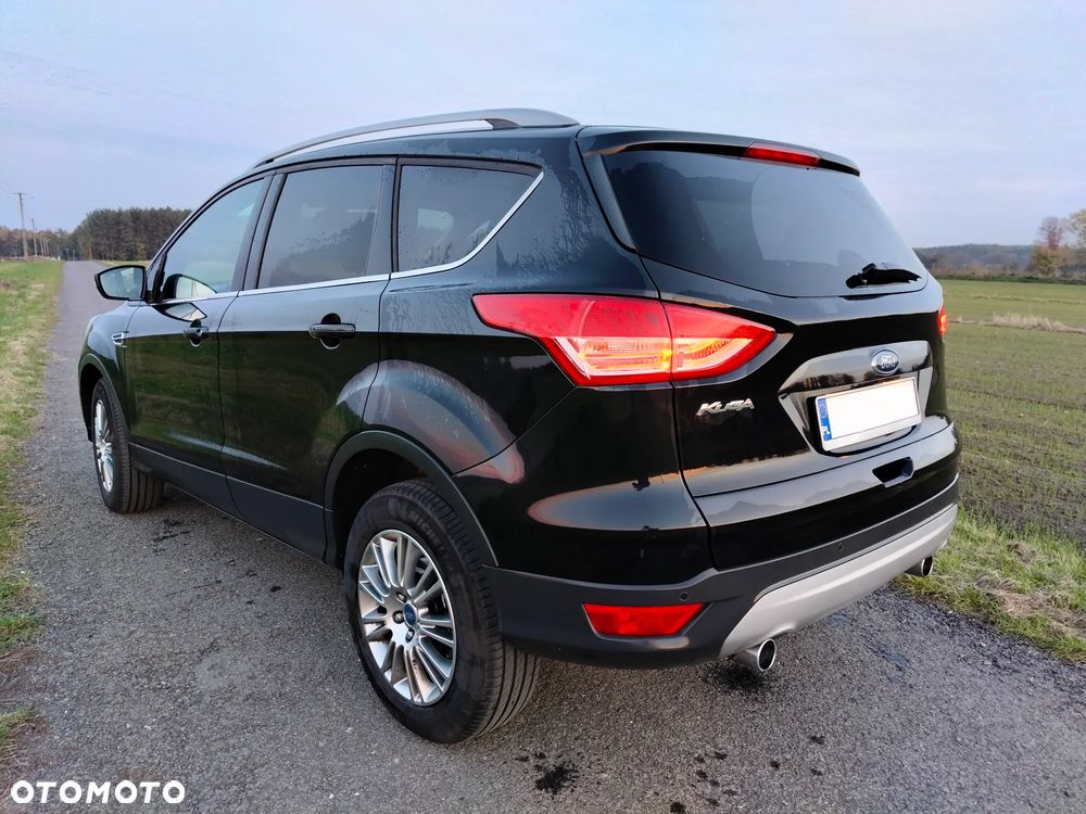 Ford Kuga 2.0 TDCi 4x4 Titanium - 4